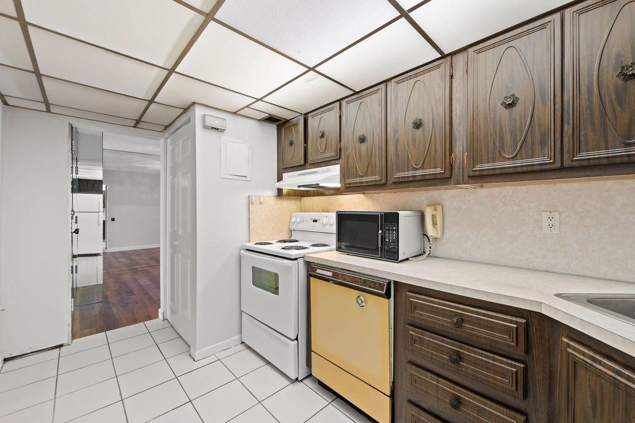 OAKLAND SHORES COMMUNITY - Residential