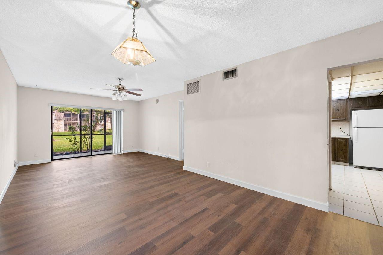 OAKLAND SHORES COMMUNITY - Residential