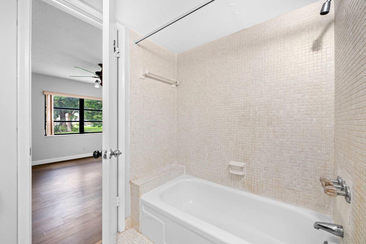 OAKLAND SHORES COMMUNITY - Residential