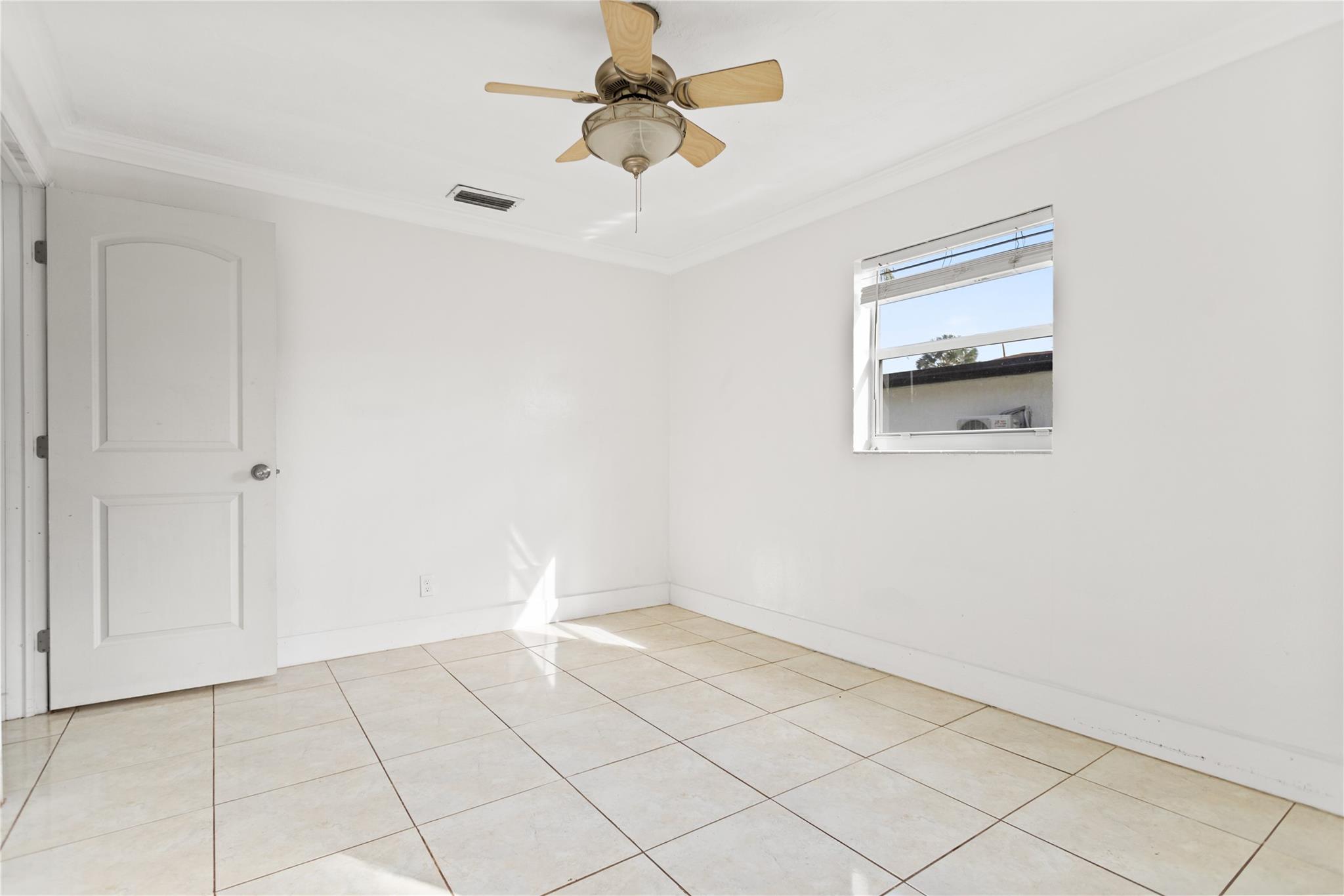 Playland Isles 37-14 B - Residential Lease