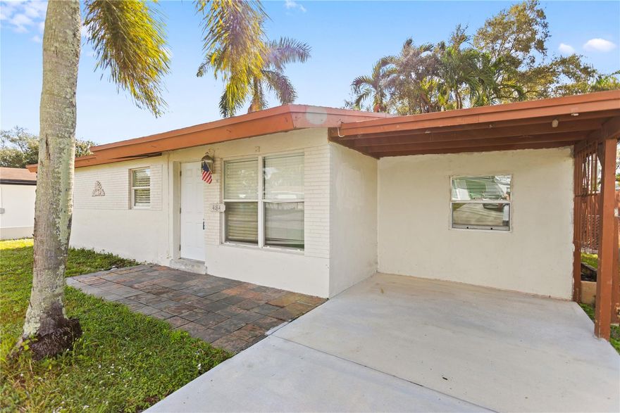 Beautiful rental opportunity in the heart of Dania Beach!
This charming 3-bedroom, 1-bath home features two traditional bedrooms plus a converted carport offering a spacious third bedroom. Enjoy the convenience of an in-unit washer and dryer, a large private backyard, and ample parking. Located in a highly desirable area of Dania Beach—just minutes from the beaches, shopping, dining, and major highways.
Fast approval. Move-in ready and vacant.
Perfect for tenants looking for comfort, space, and a fantastic location.