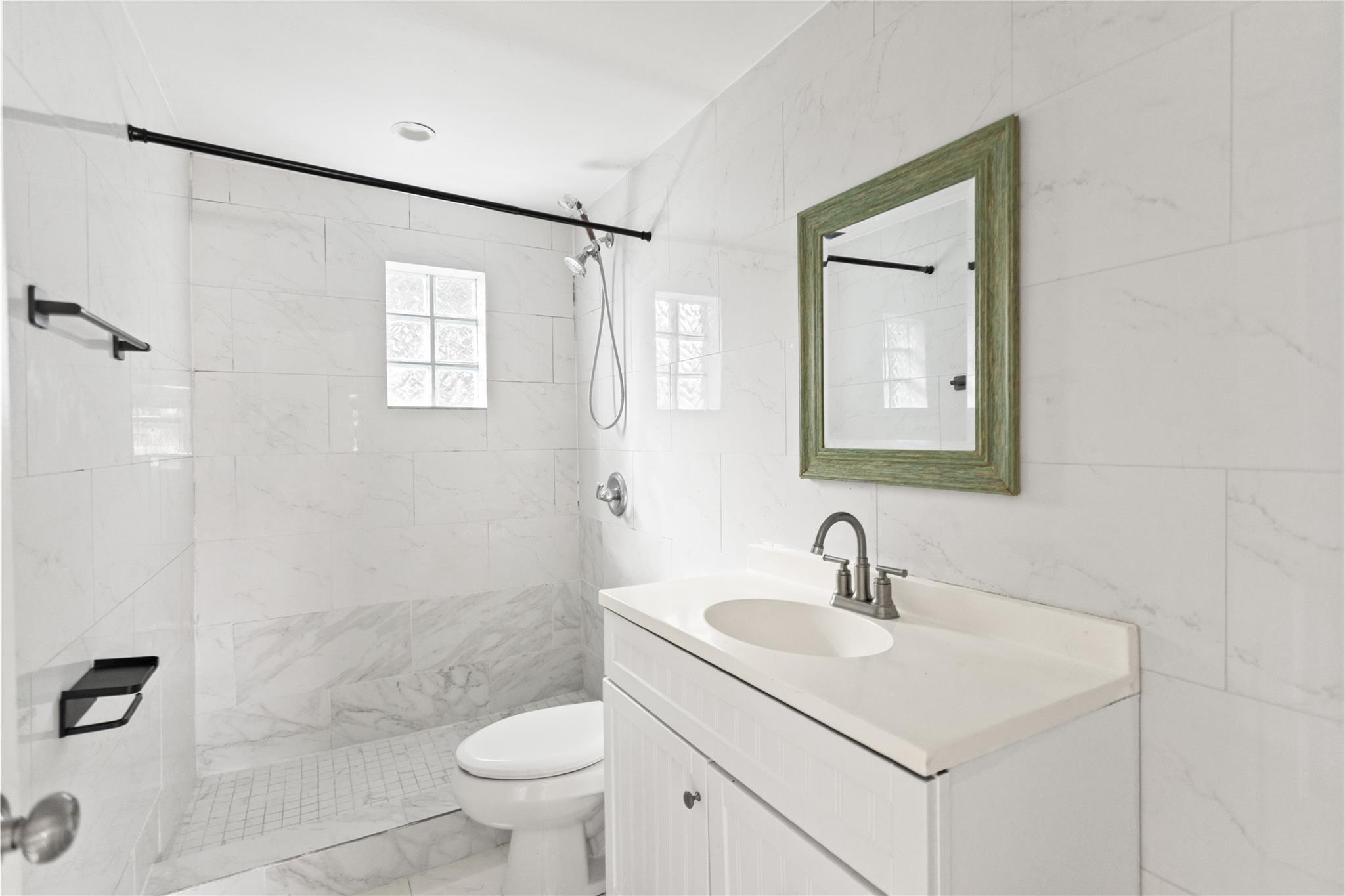 Playland Isles 37-14 B - Residential Lease