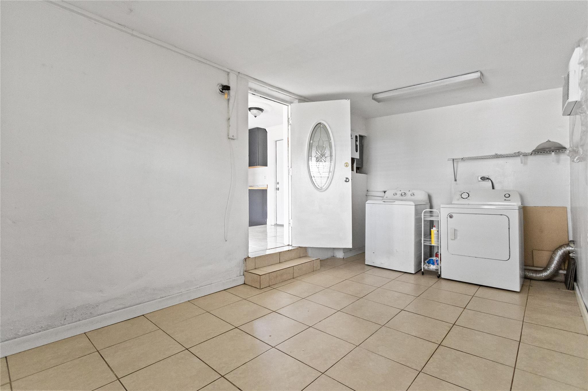 Playland Isles 37-14 B - Residential Lease