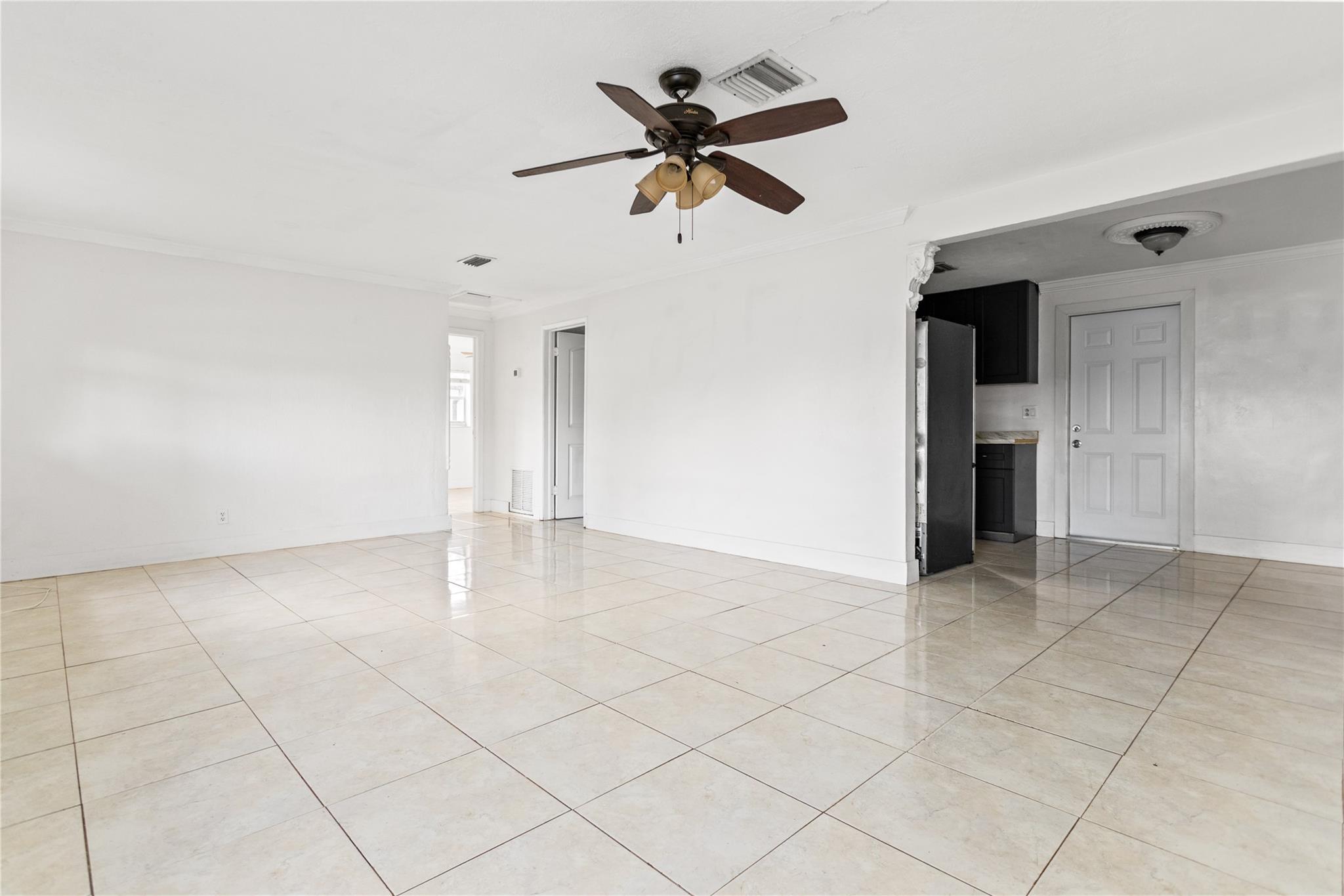 Playland Isles 37-14 B - Residential Lease