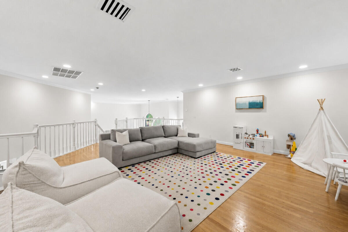 HORSESHOE ACRES WEST - Residential