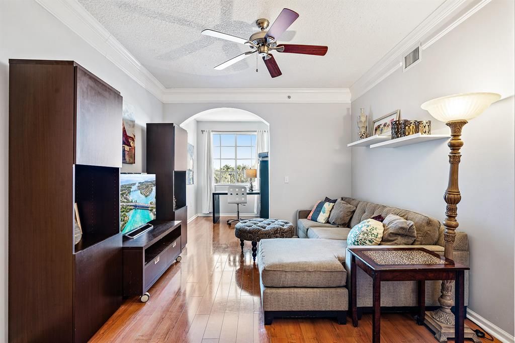 Photo of 2303 Myrtlewood Circle E, Palm Beach Gardens, FL 33418 (MLS # R10774131)