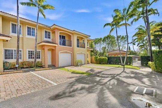 330 SW 2nd Avenue 14