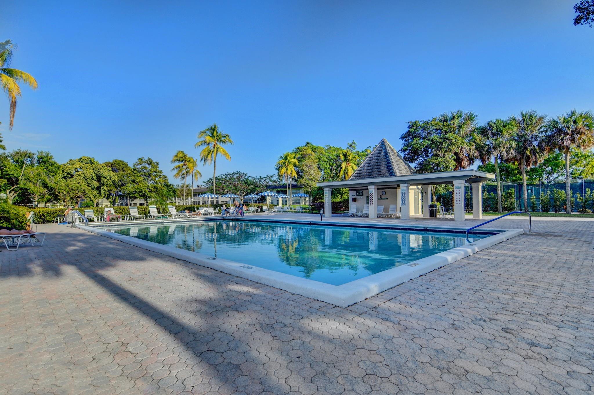 WYNMOOR VILLAGE - Residential