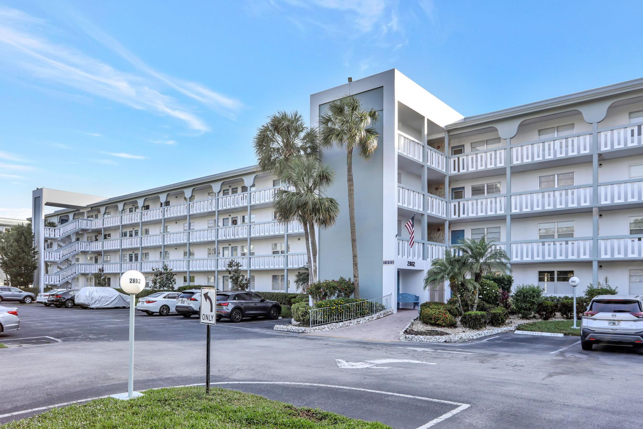 WYNMOOR VILLAGE - Residential