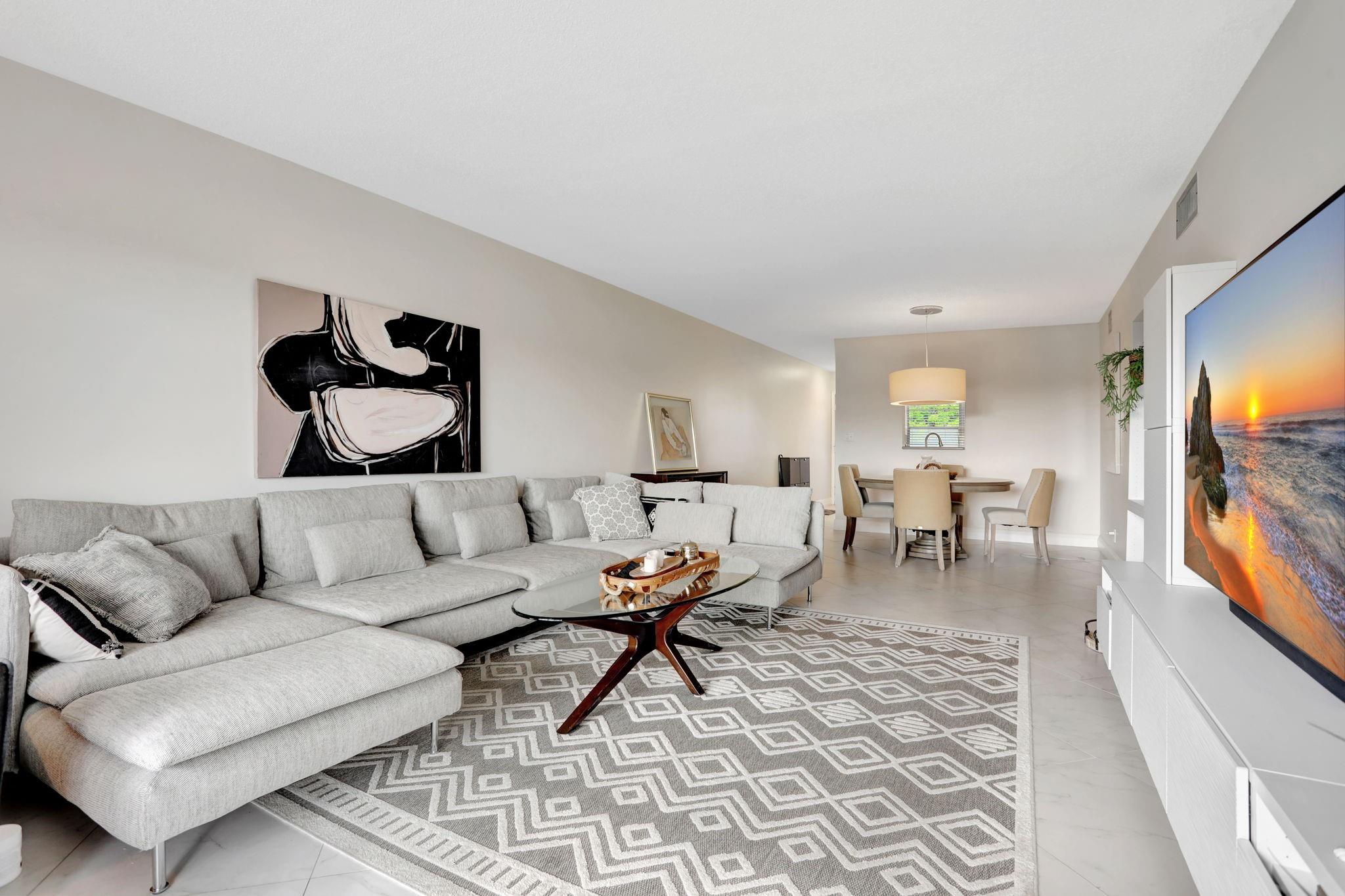 WYNMOOR VILLAGE - Residential