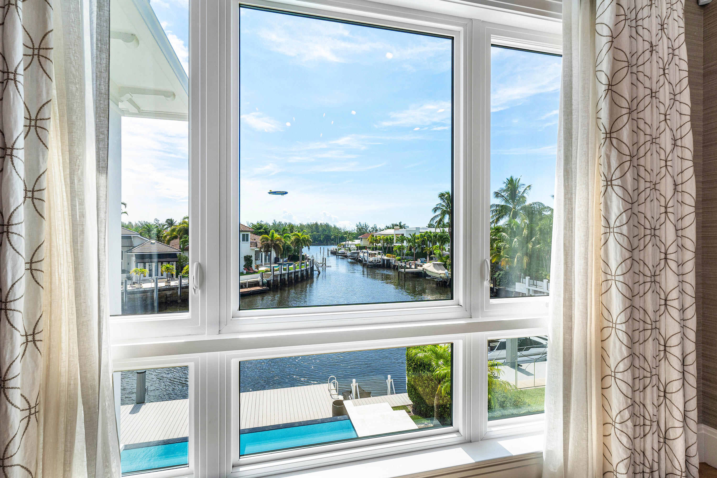 Lake Rogers Isle - Residential