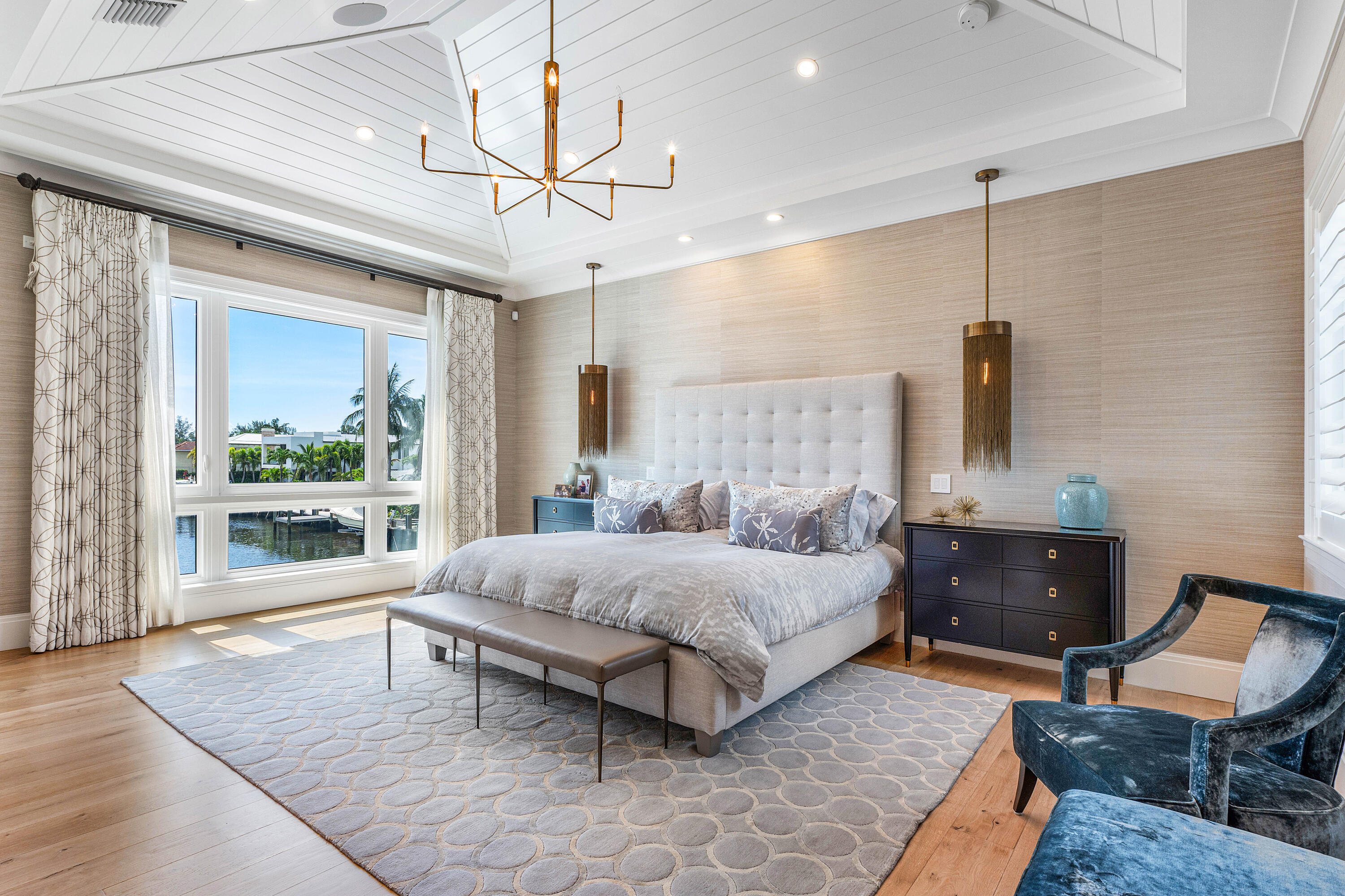 Lake Rogers Isle - Residential