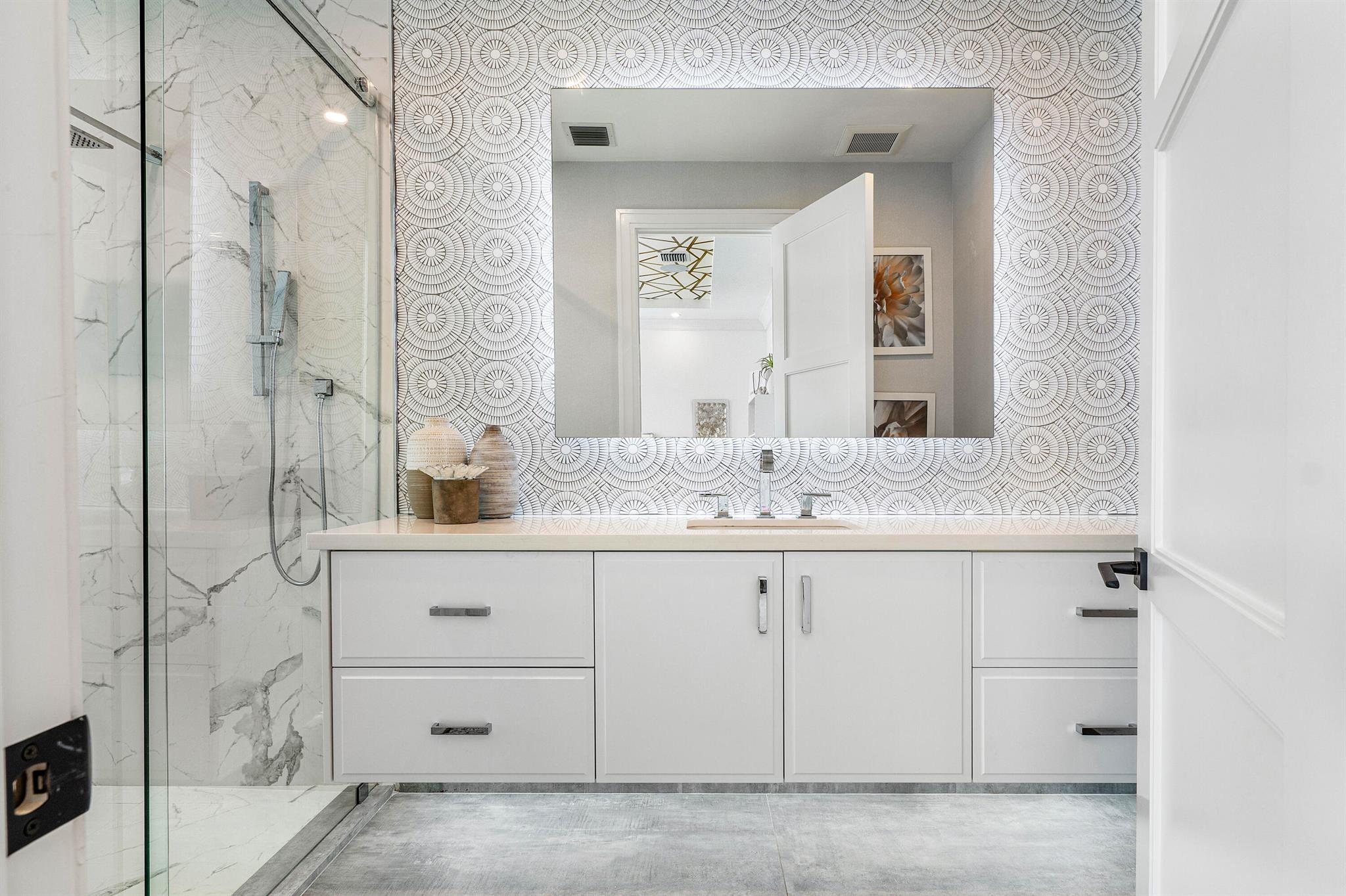 Lake Rogers Isle - Residential