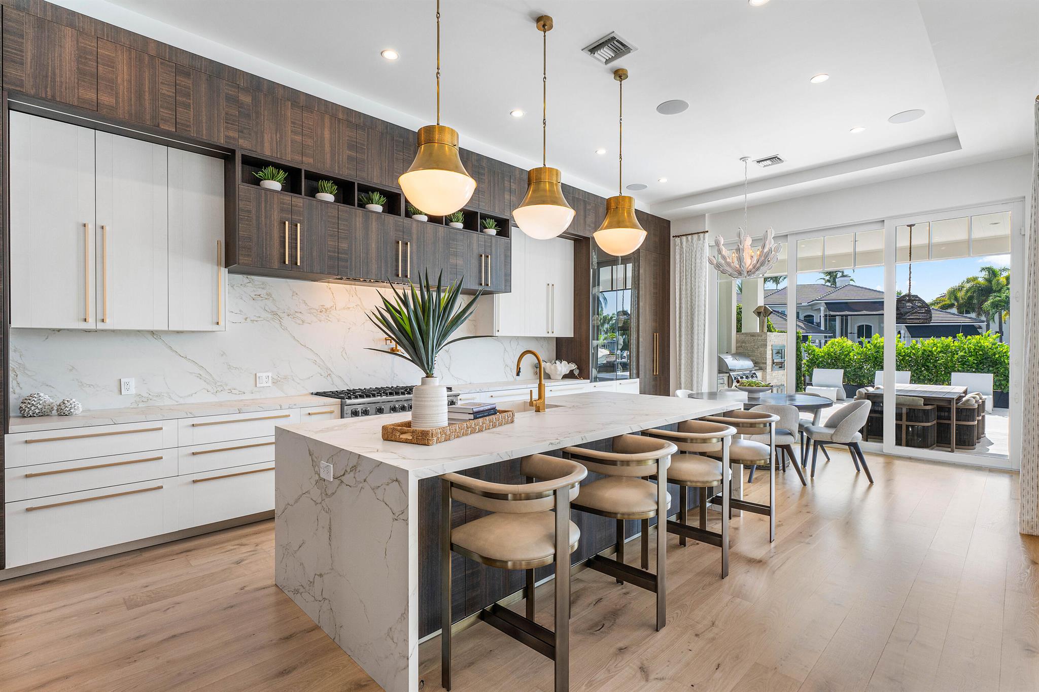 Lake Rogers Isle - Residential