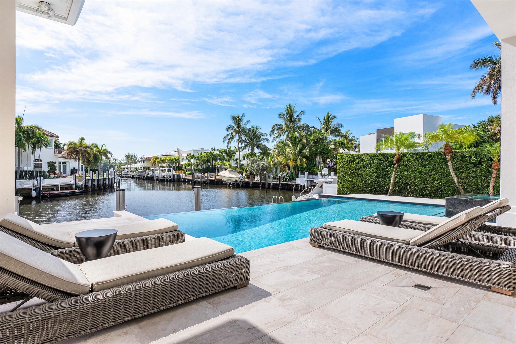 Lake Rogers Isle - Residential