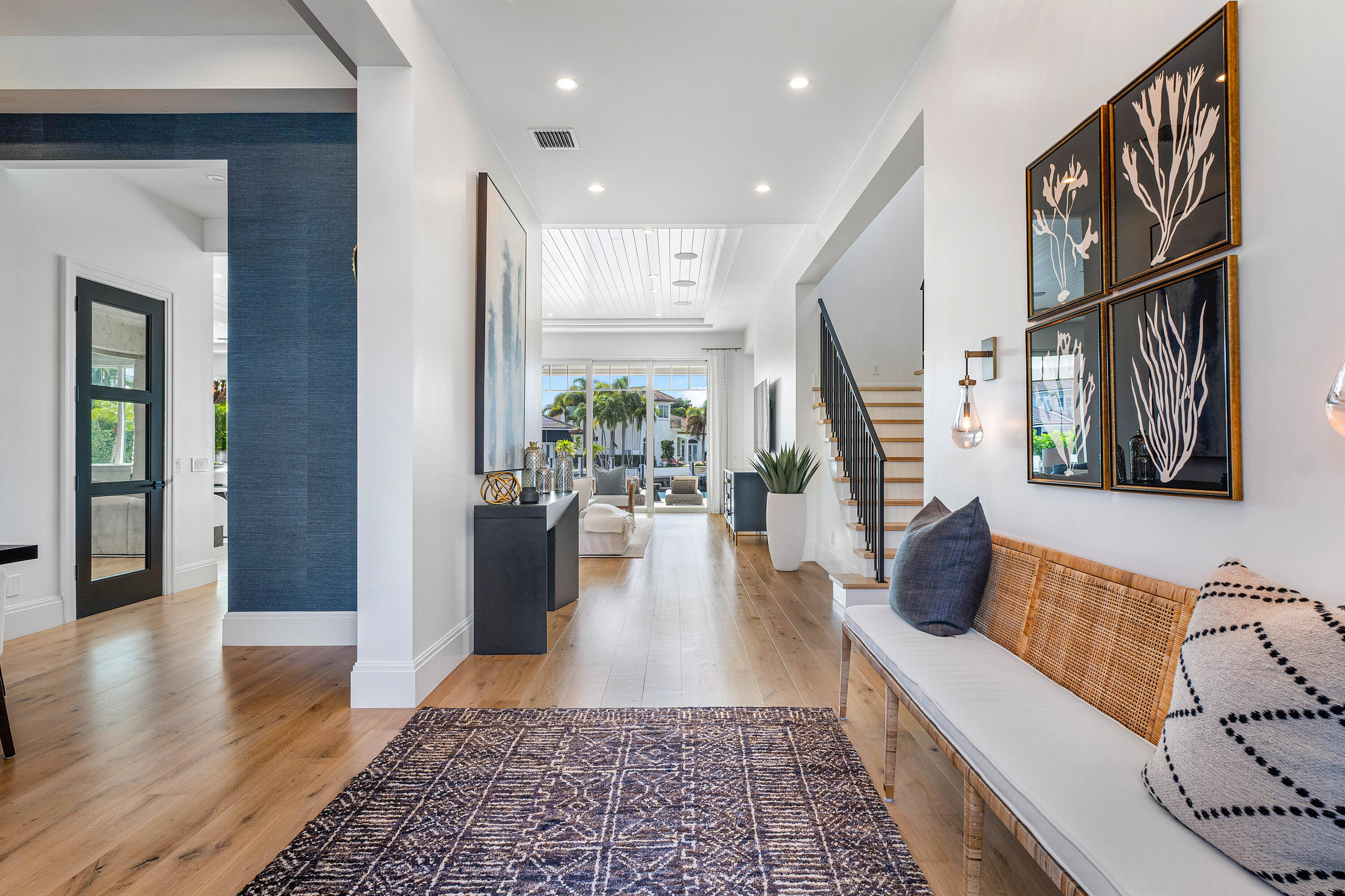 Lake Rogers Isle - Residential