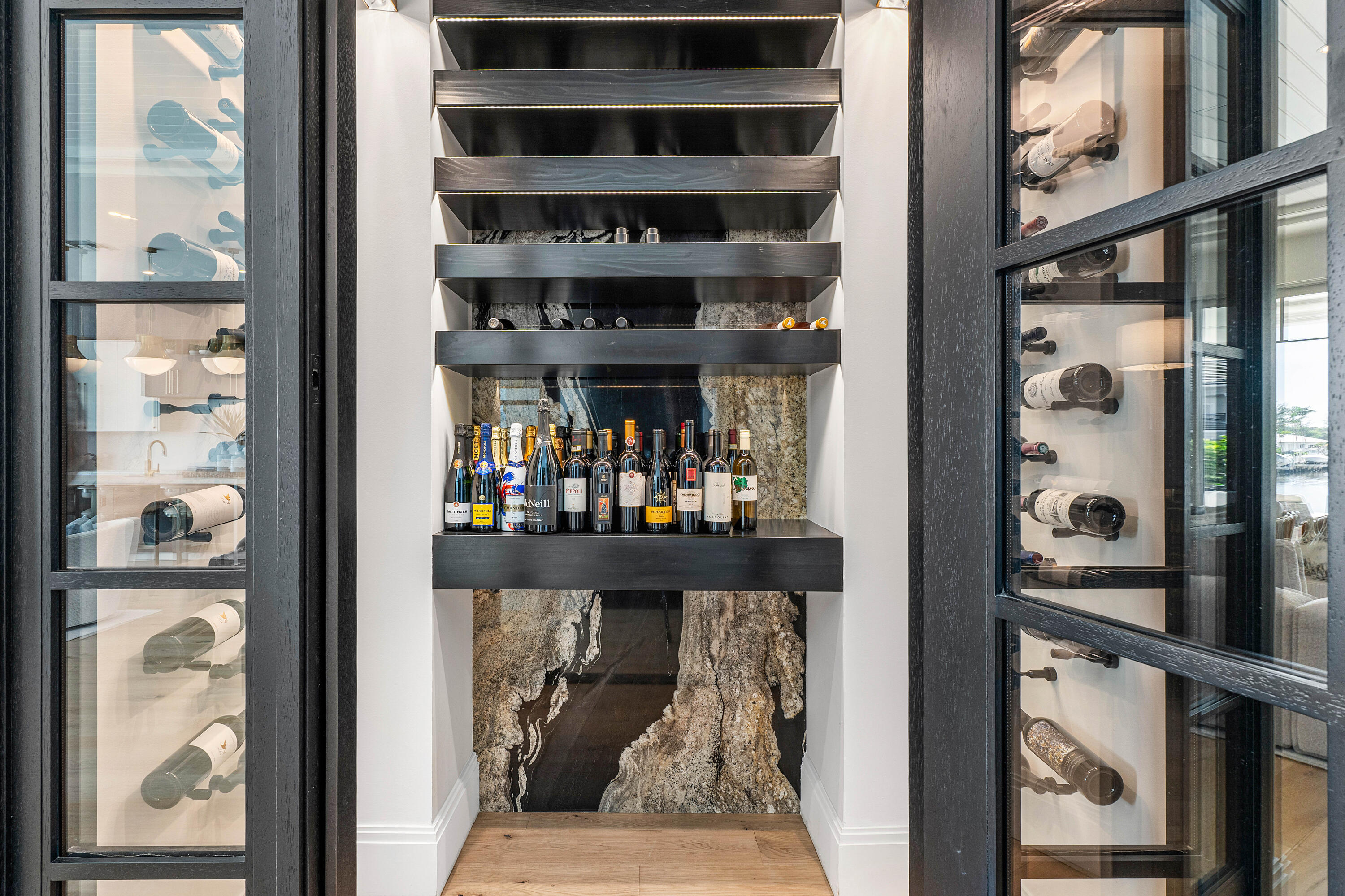 Lake Rogers Isle - Residential