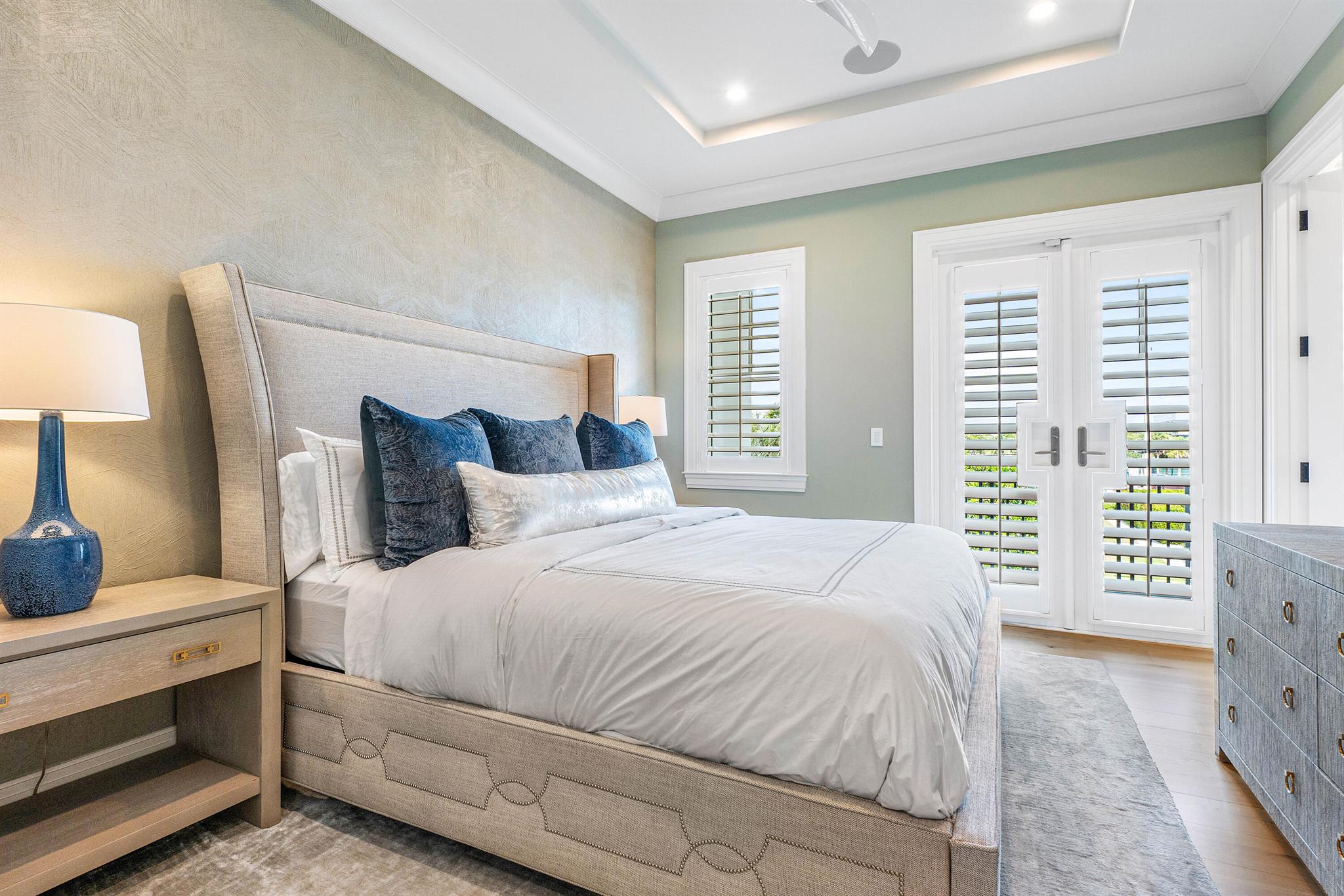 Lake Rogers Isle - Residential