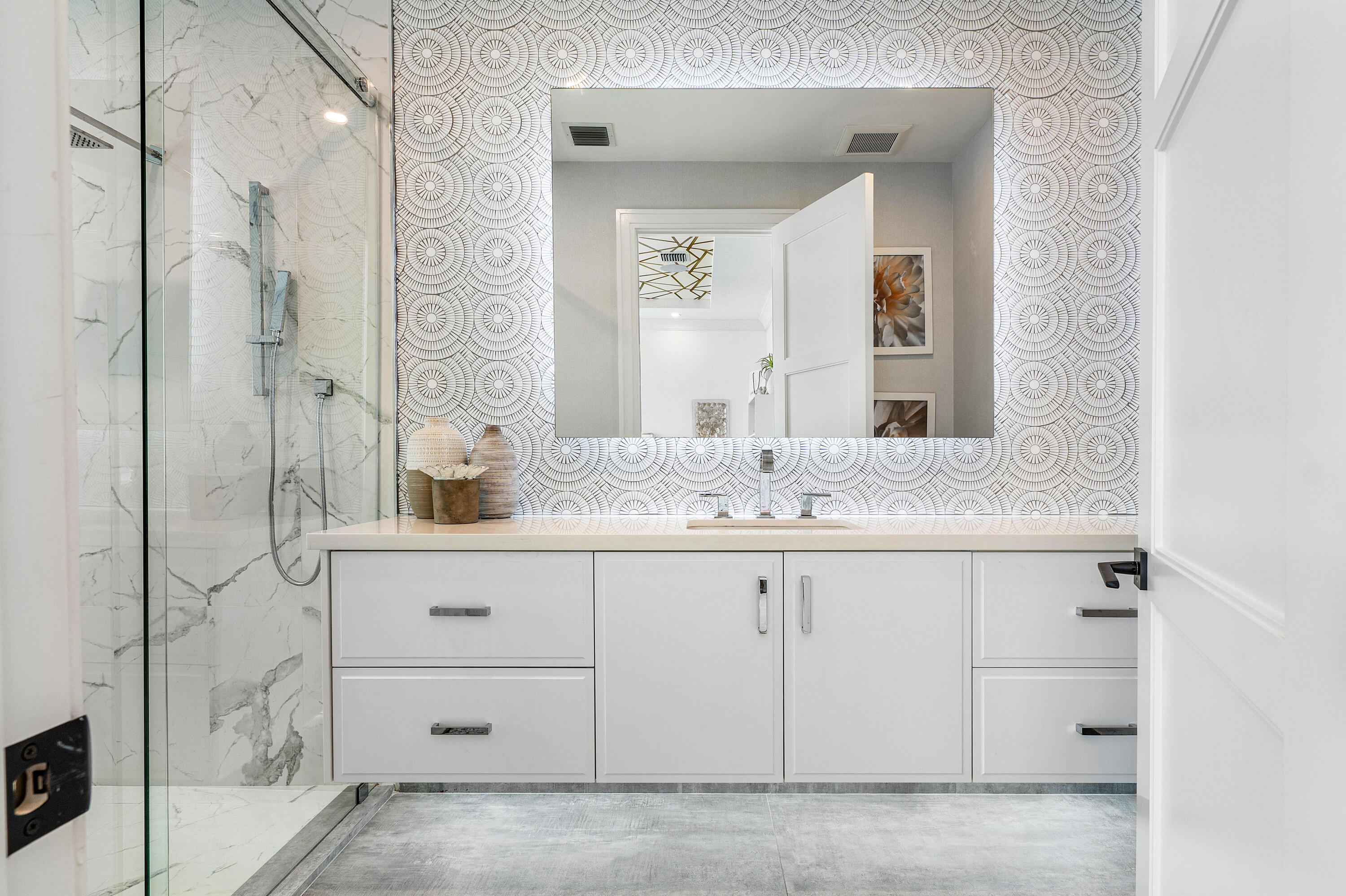 Lake Rogers Isle - Residential