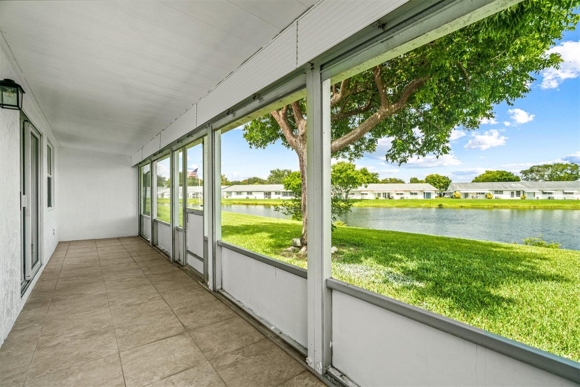 Lauderdale West Sec 4 88- - Residential