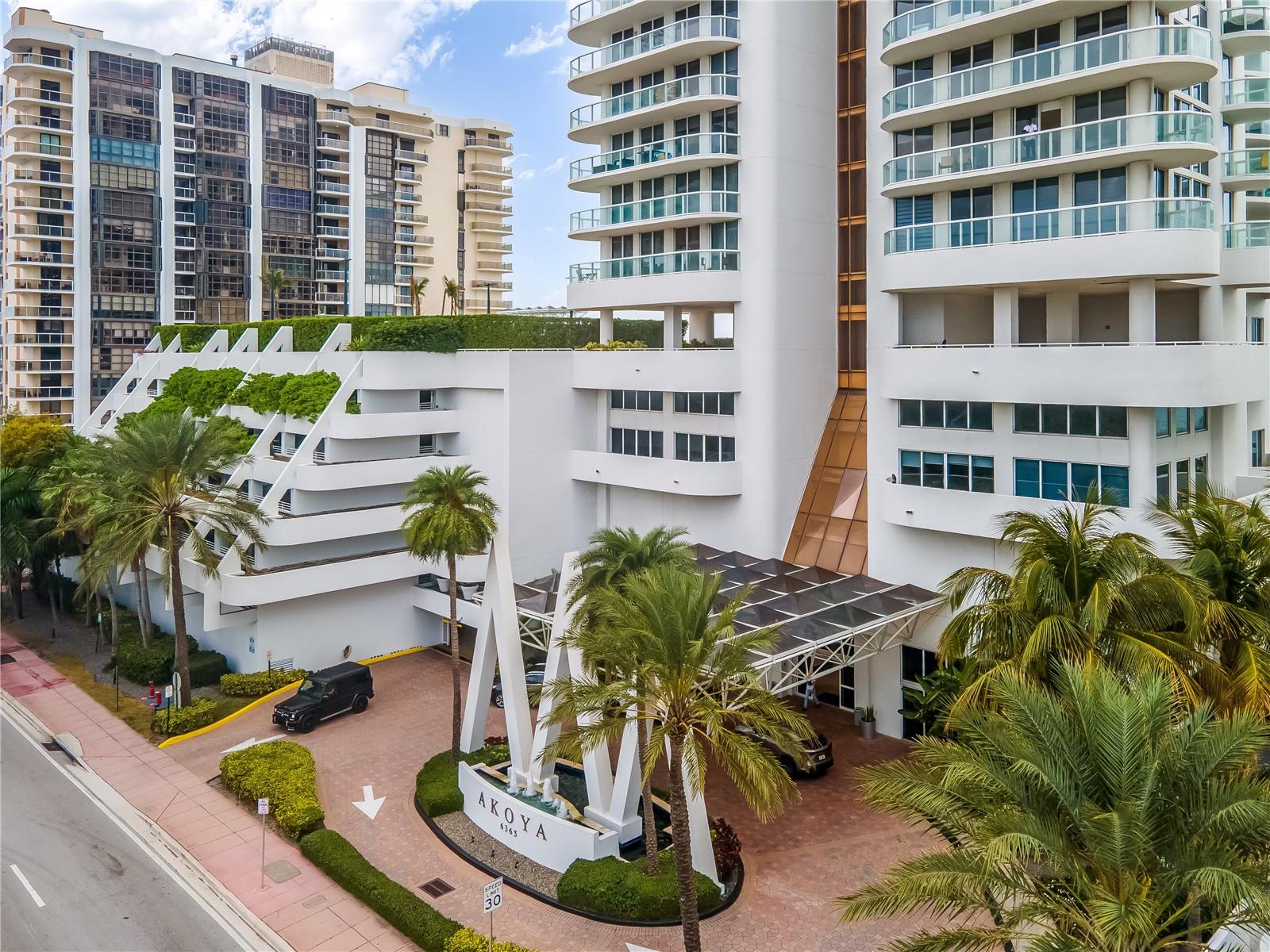 6365 Collins Ave 907
