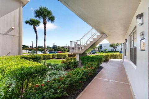 Tiny photo for 167 Normandy Ln #D, Delray Beach, FL 33484 (MLS # B26021756)
