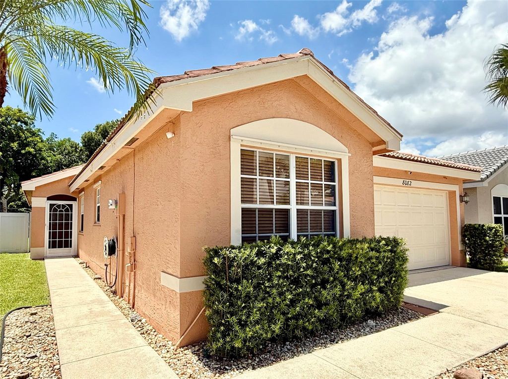 Photo of 8082 Tortuga Lane, Boynton Beach, FL 33436 (MLS # F10517704)