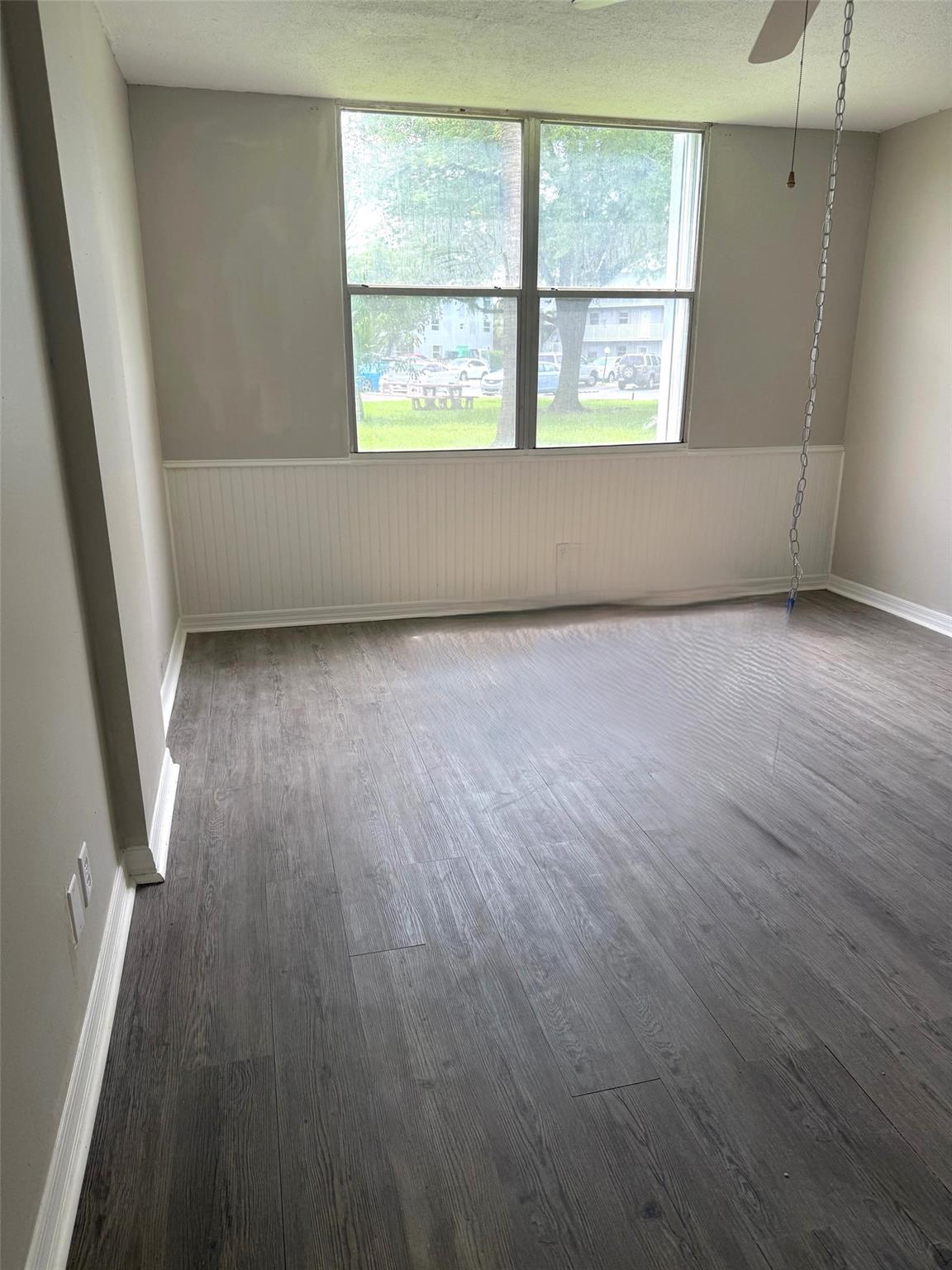 115 Royal Park Dr 1G
