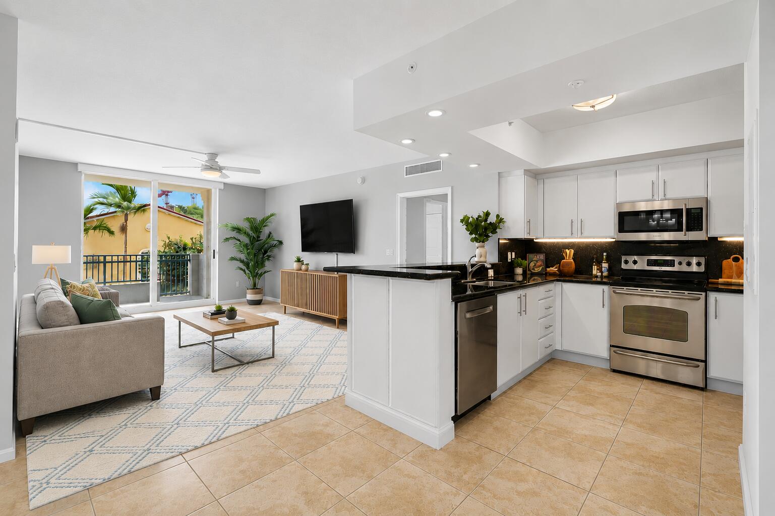 403 S Sapodilla Avenue