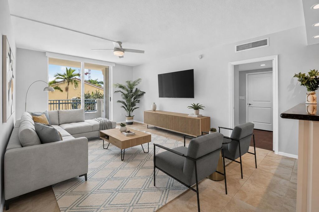 Photo of 403 S Sapodilla Avenue #307, West Palm Beach, FL 33401 (MLS # B26049896)