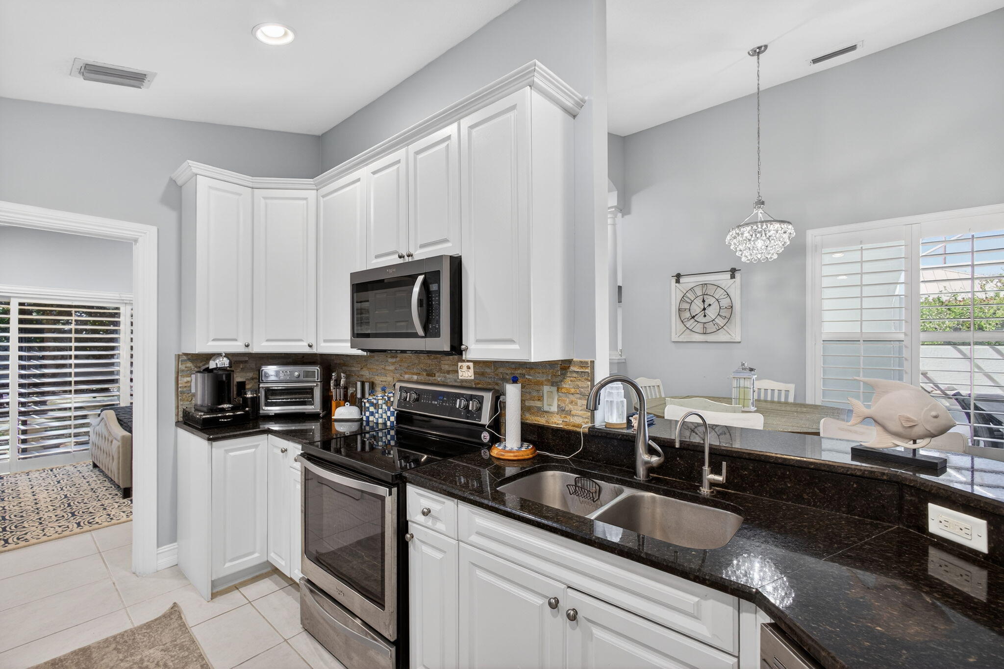 GOVERNORS LANDING - Residential Lease