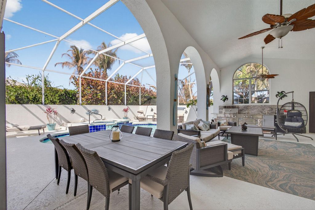 Photo of 8075 SE Governors Way, Hobe Sound, FL 33455 (MLS # B26004791)