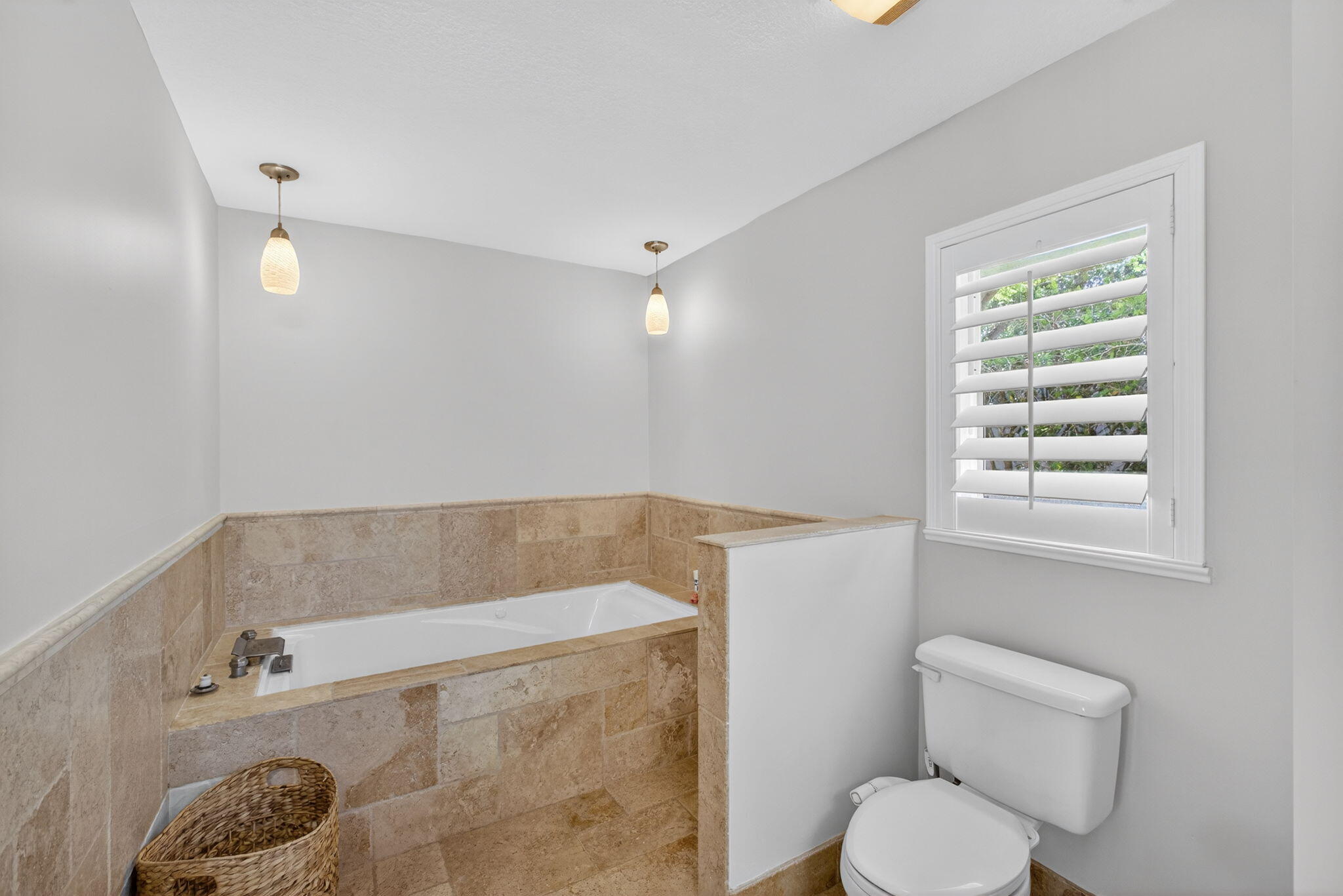 GOVERNORS LANDING - Residential Lease