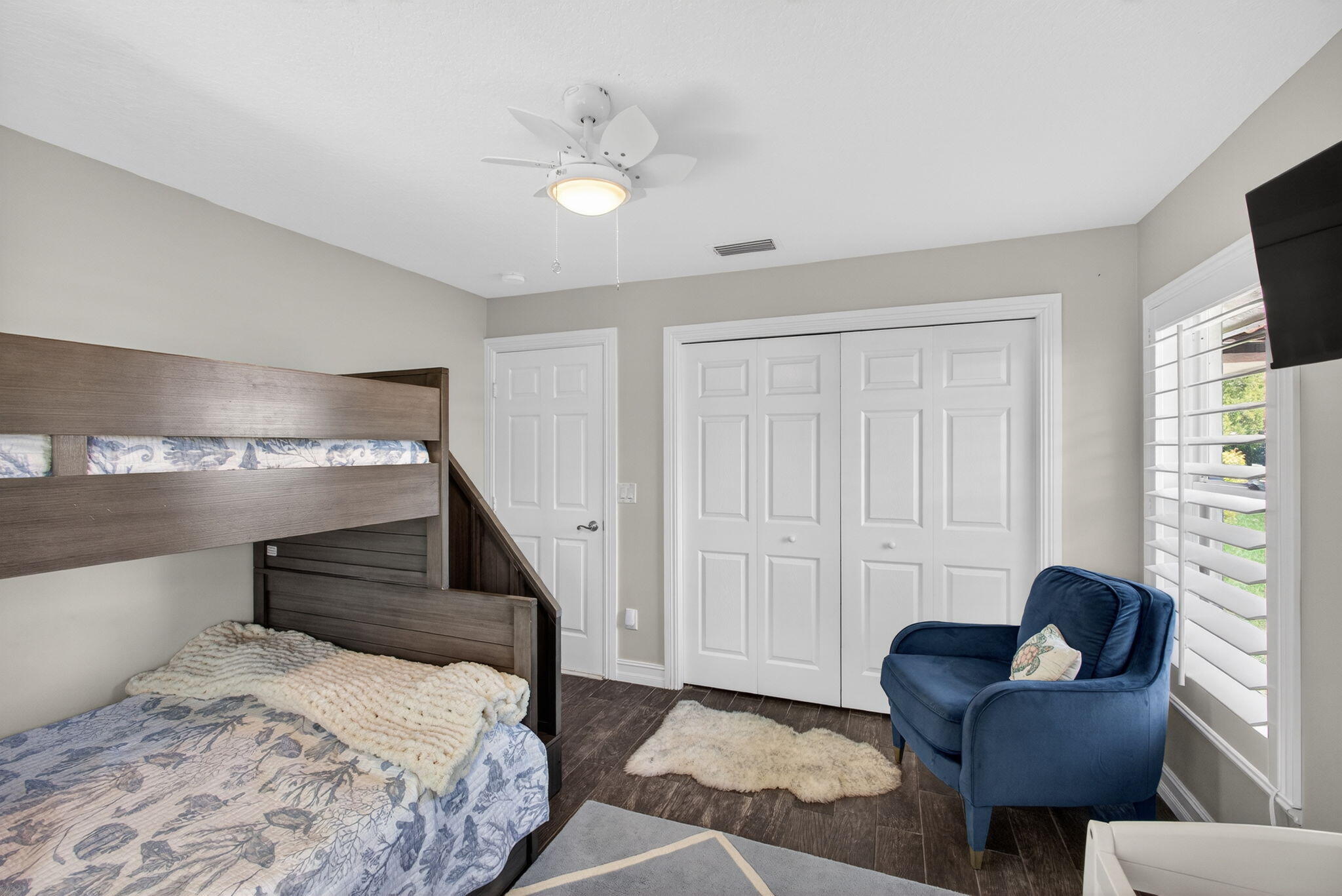 GOVERNORS LANDING - Residential Lease