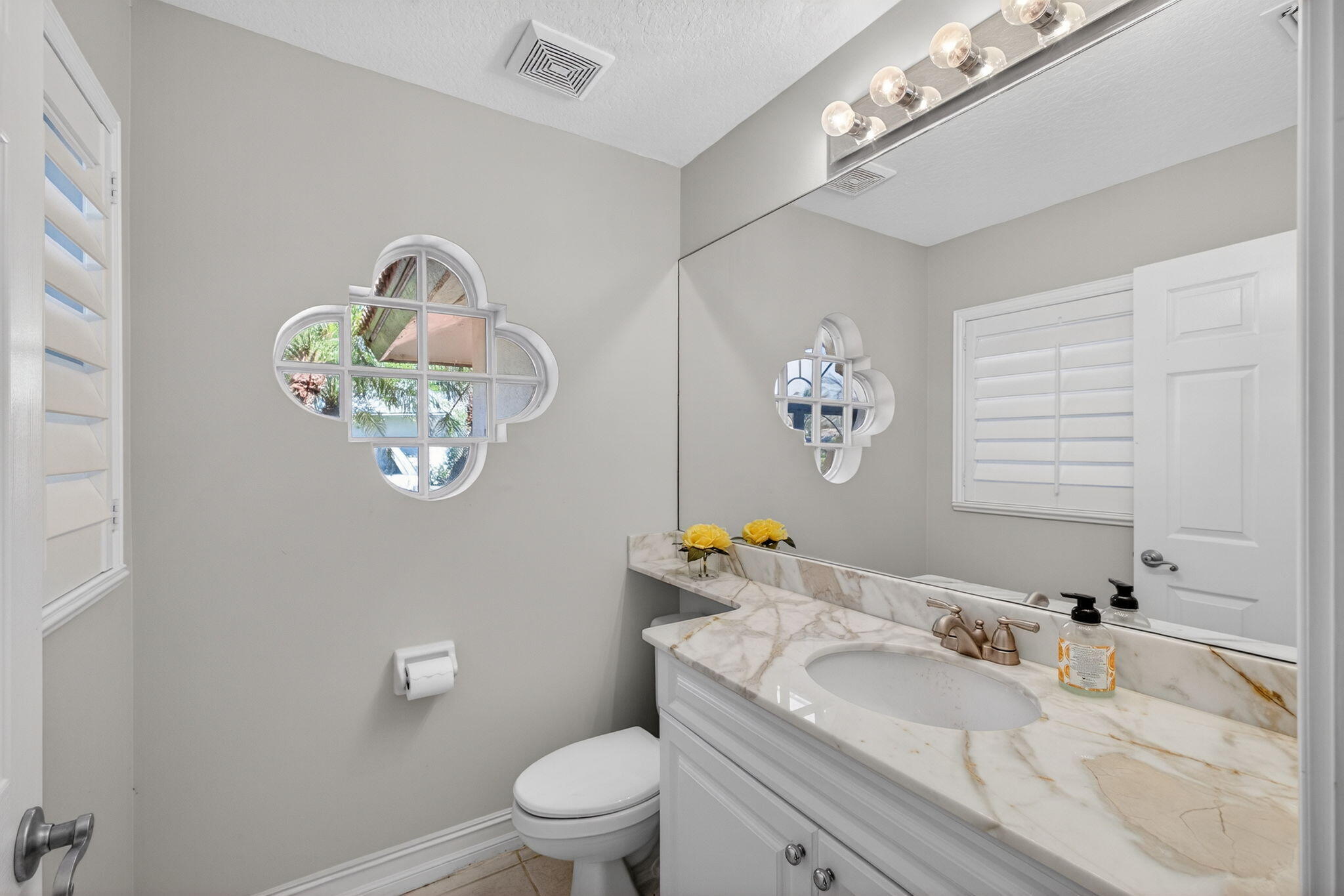 GOVERNORS LANDING - Residential Lease