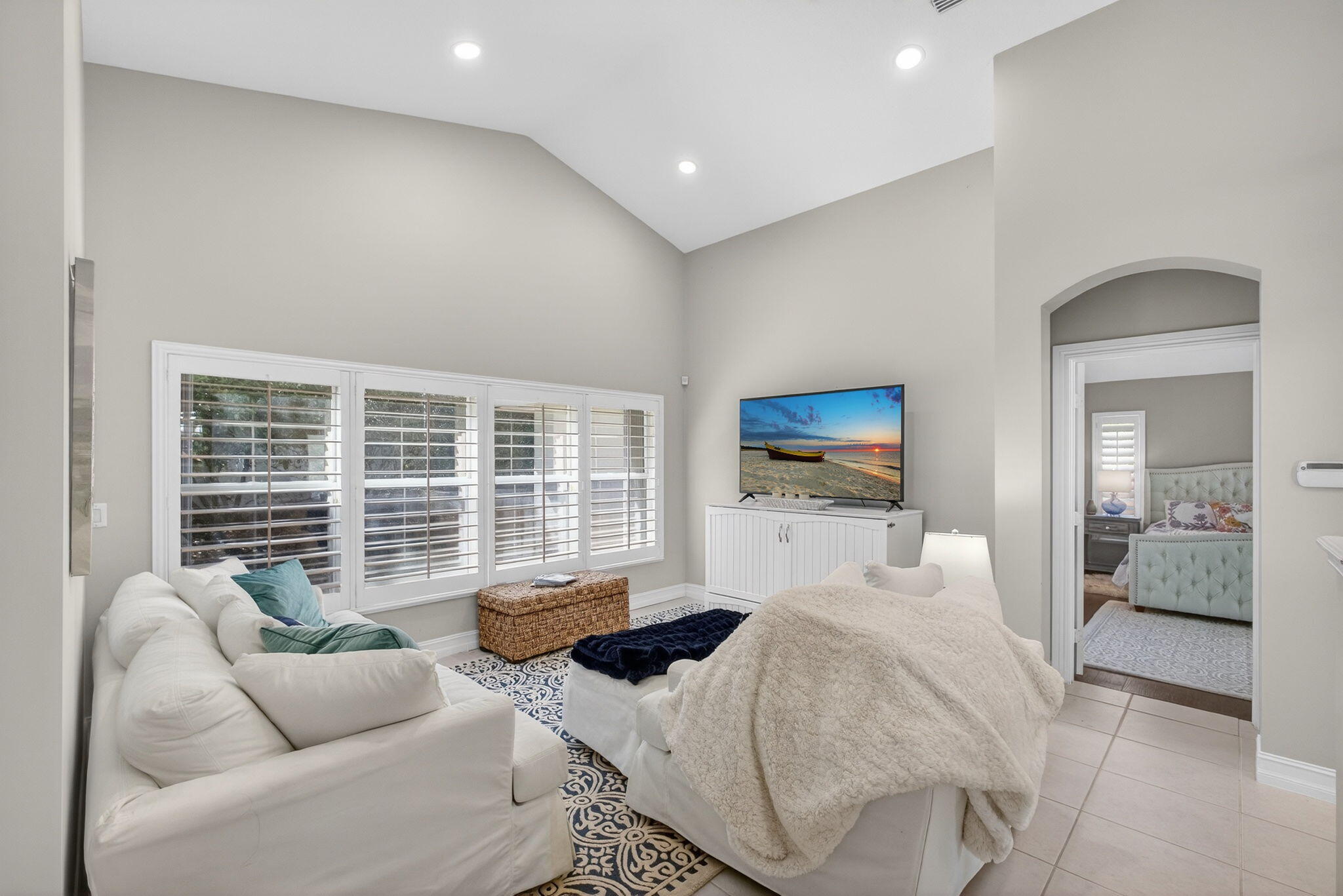 GOVERNORS LANDING - Residential Lease