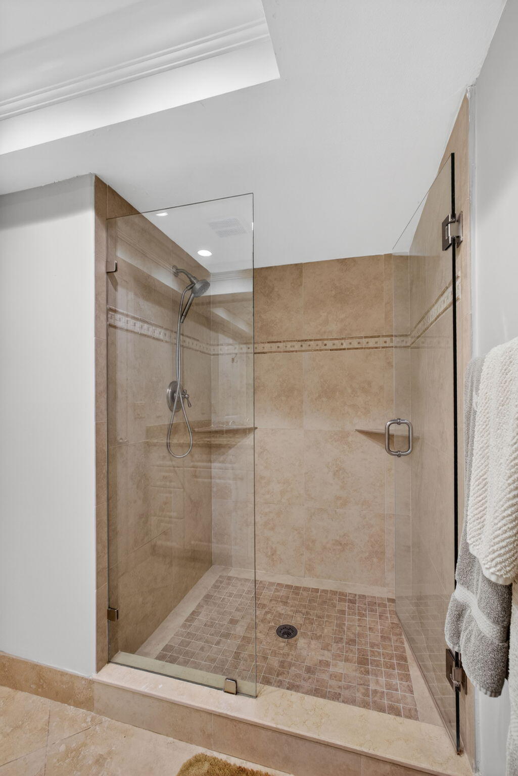 GOLF VILLAS CONDO - Residential