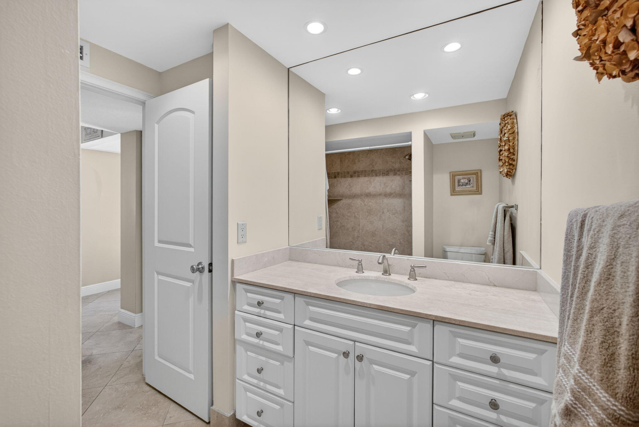 GOLF VILLAS CONDO - Residential