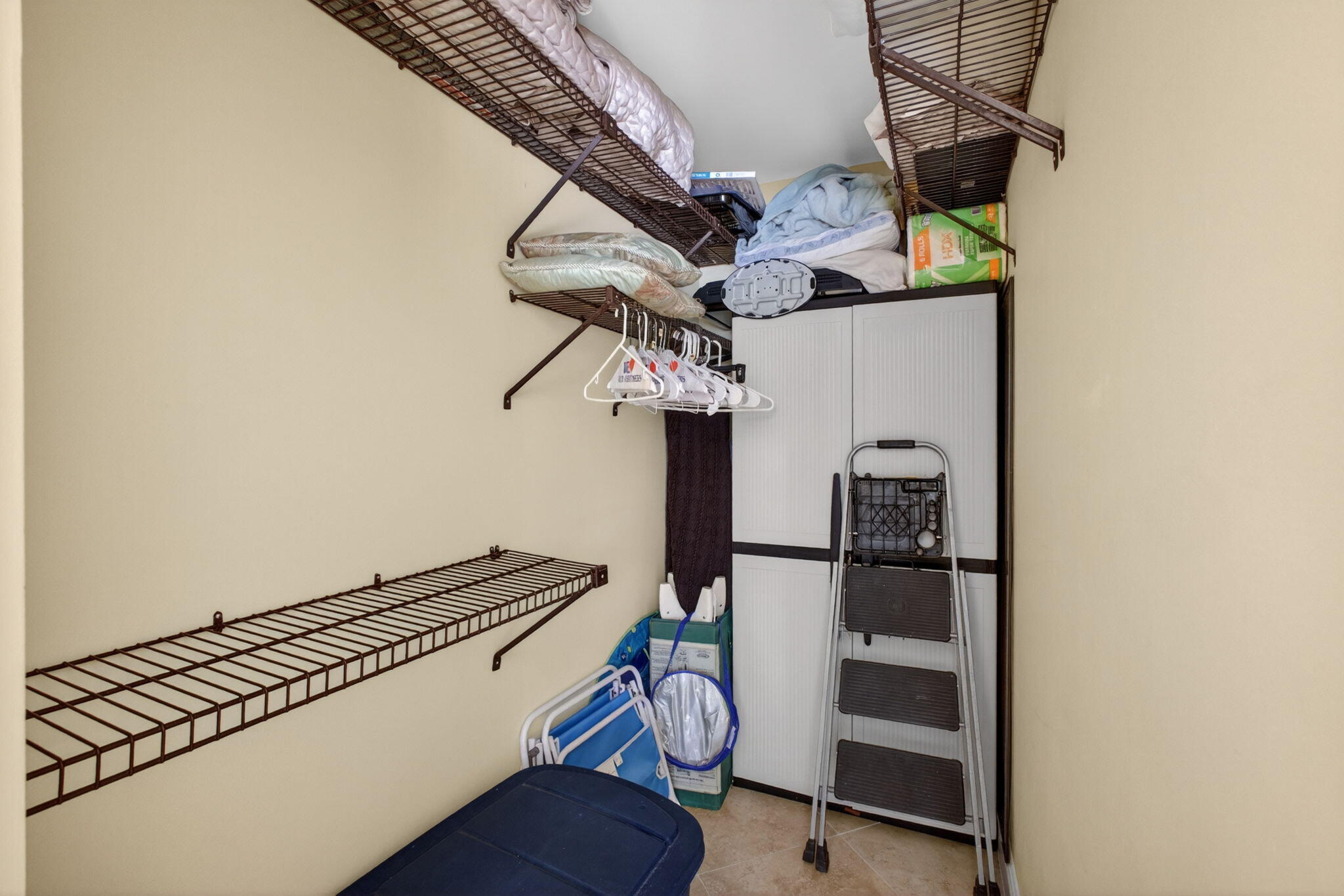 GOLF VILLAS CONDO - Residential