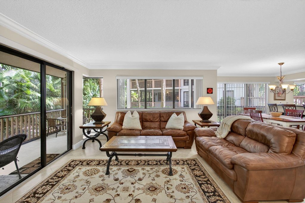 Photo of 112 Brackenwood Road, Palm Beach Gardens, FL 33418 (MLS # B26016570)