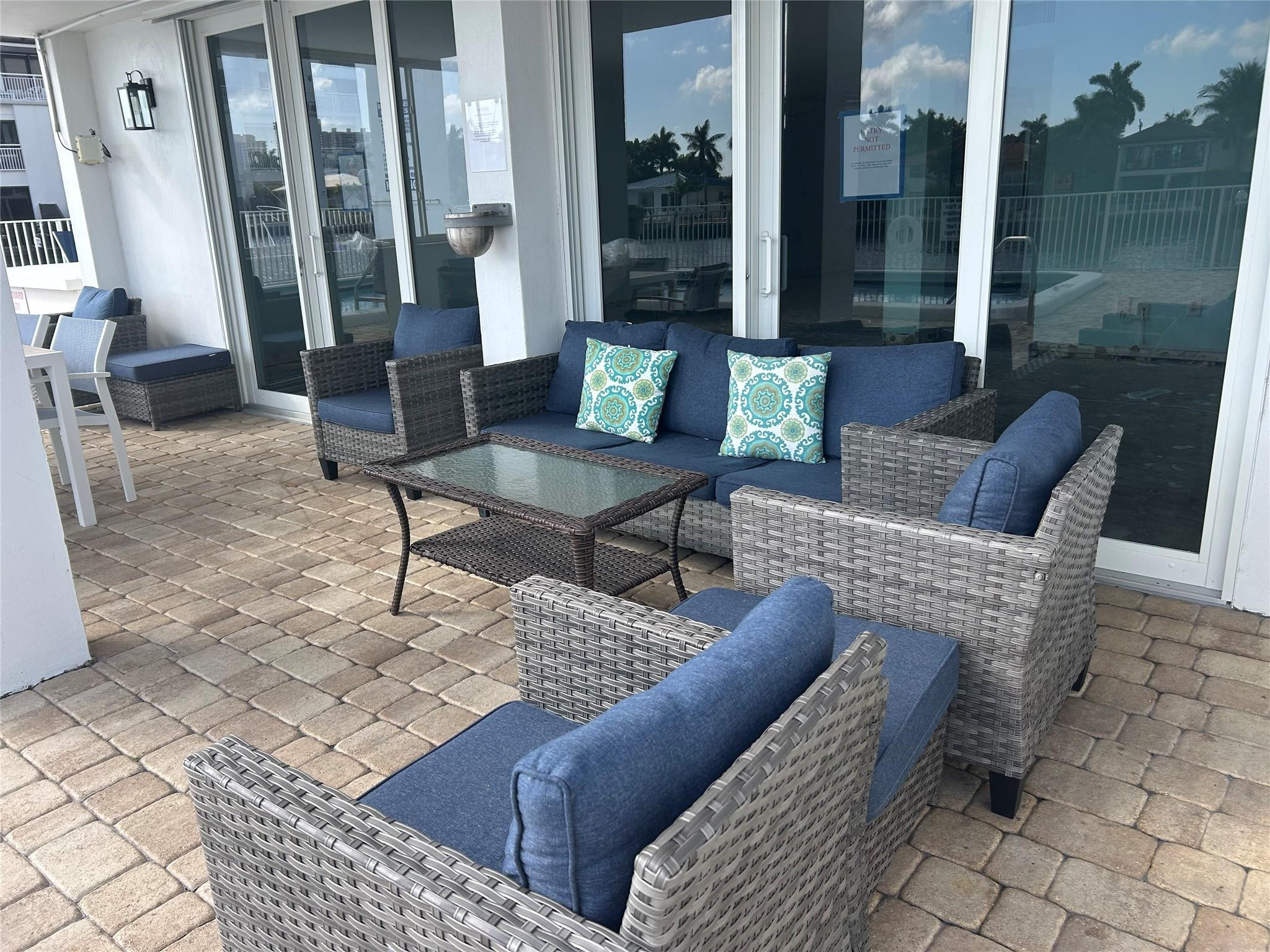 3100 NE 49th Street PH06