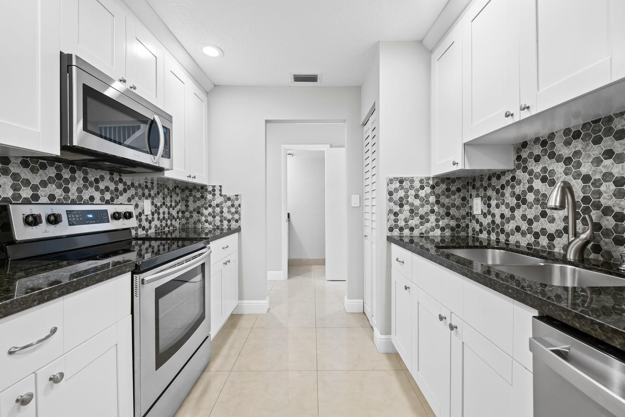 Wilton Pines Townhomes - Residential