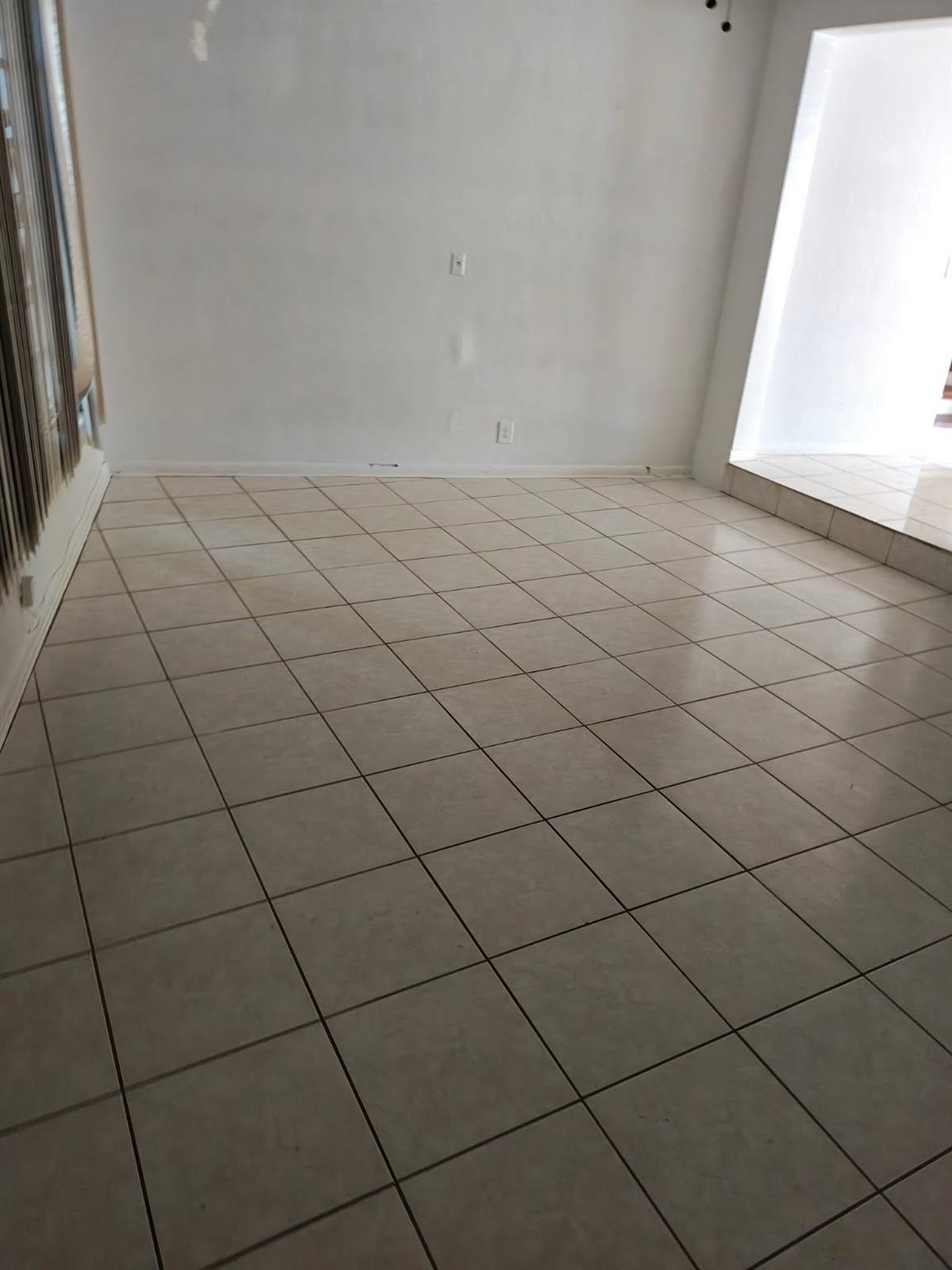 BREEZESWEPT ESTATES 1ST ADD - Residential