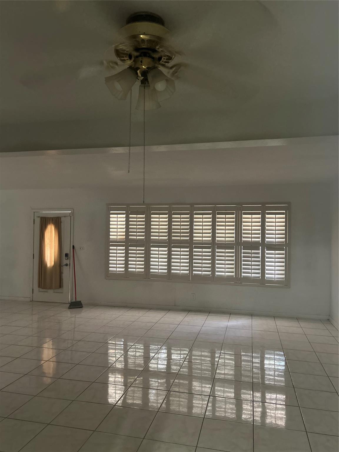 BREEZESWEPT ESTATES 1ST ADD - Residential