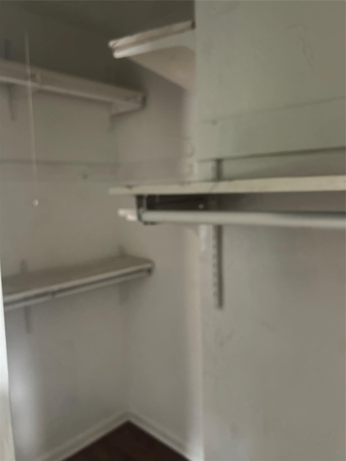 BREEZESWEPT ESTATES 1ST ADD - Residential