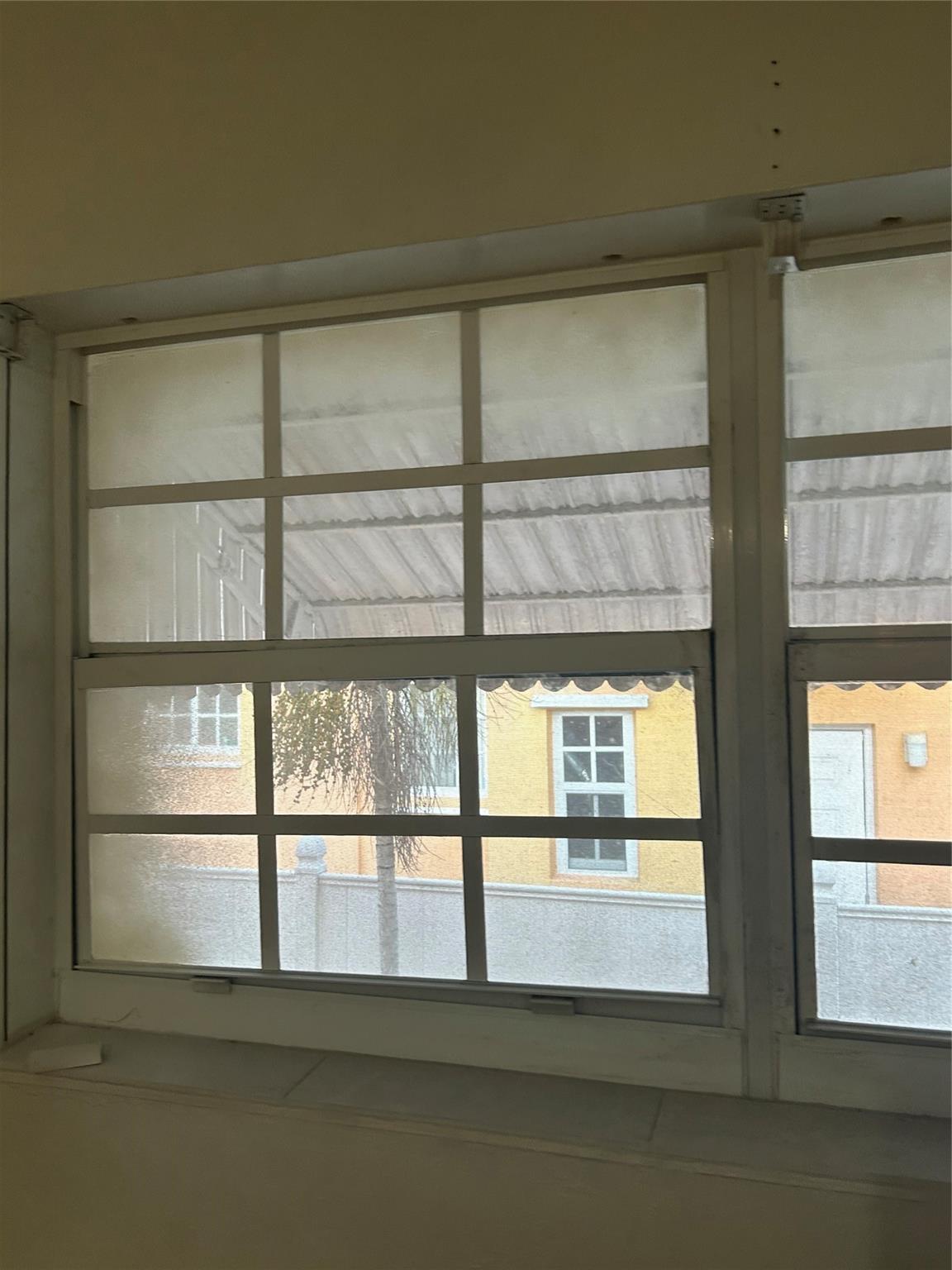 BREEZESWEPT ESTATES 1ST ADD - Residential