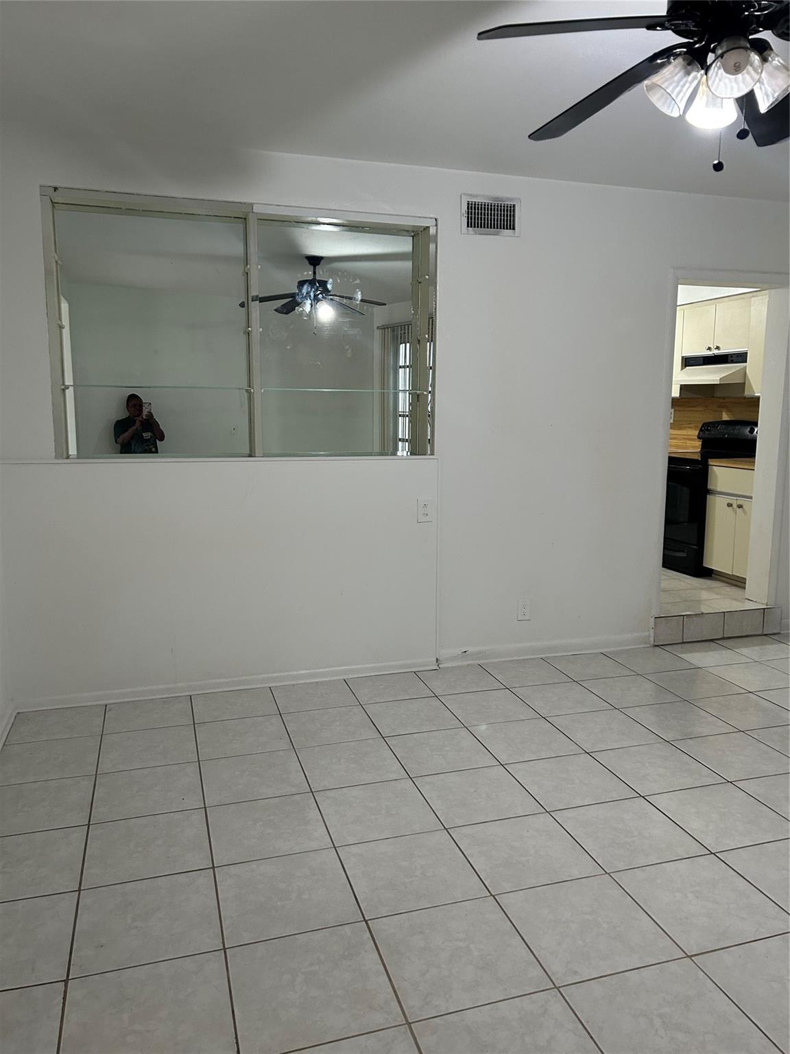 BREEZESWEPT ESTATES 1ST ADD - Residential