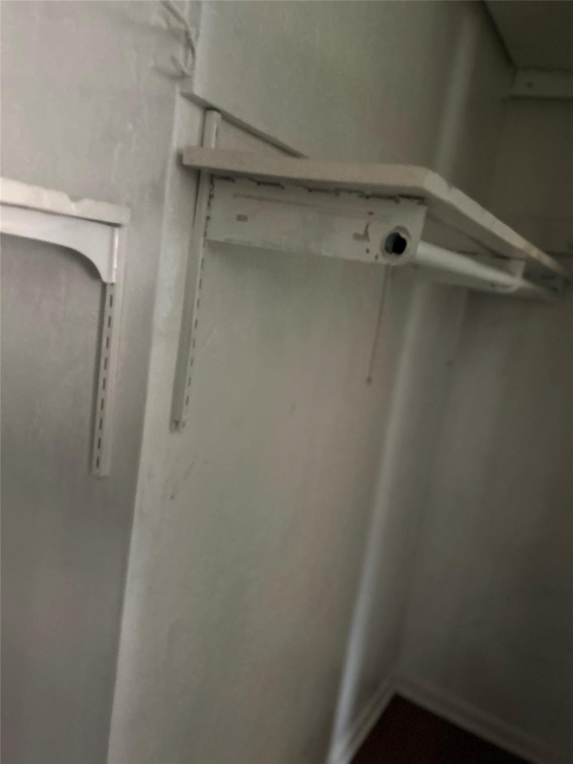 BREEZESWEPT ESTATES 1ST ADD - Residential