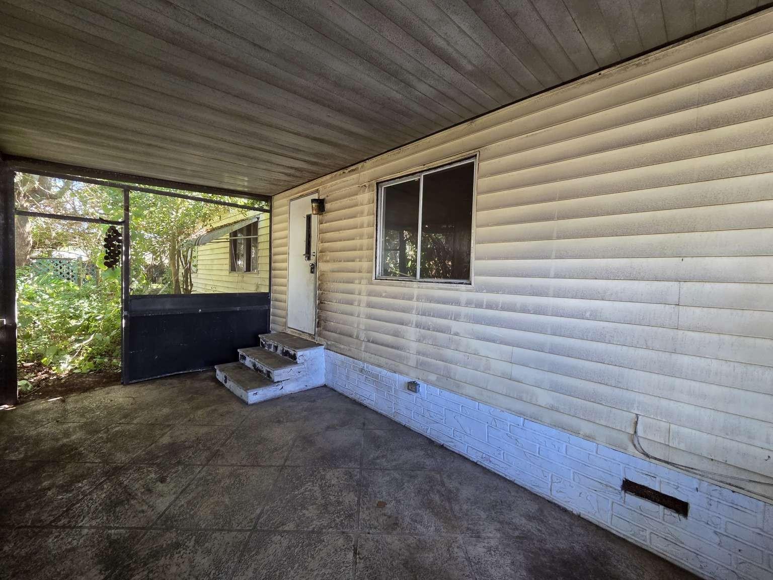 11942 N Branch Rd