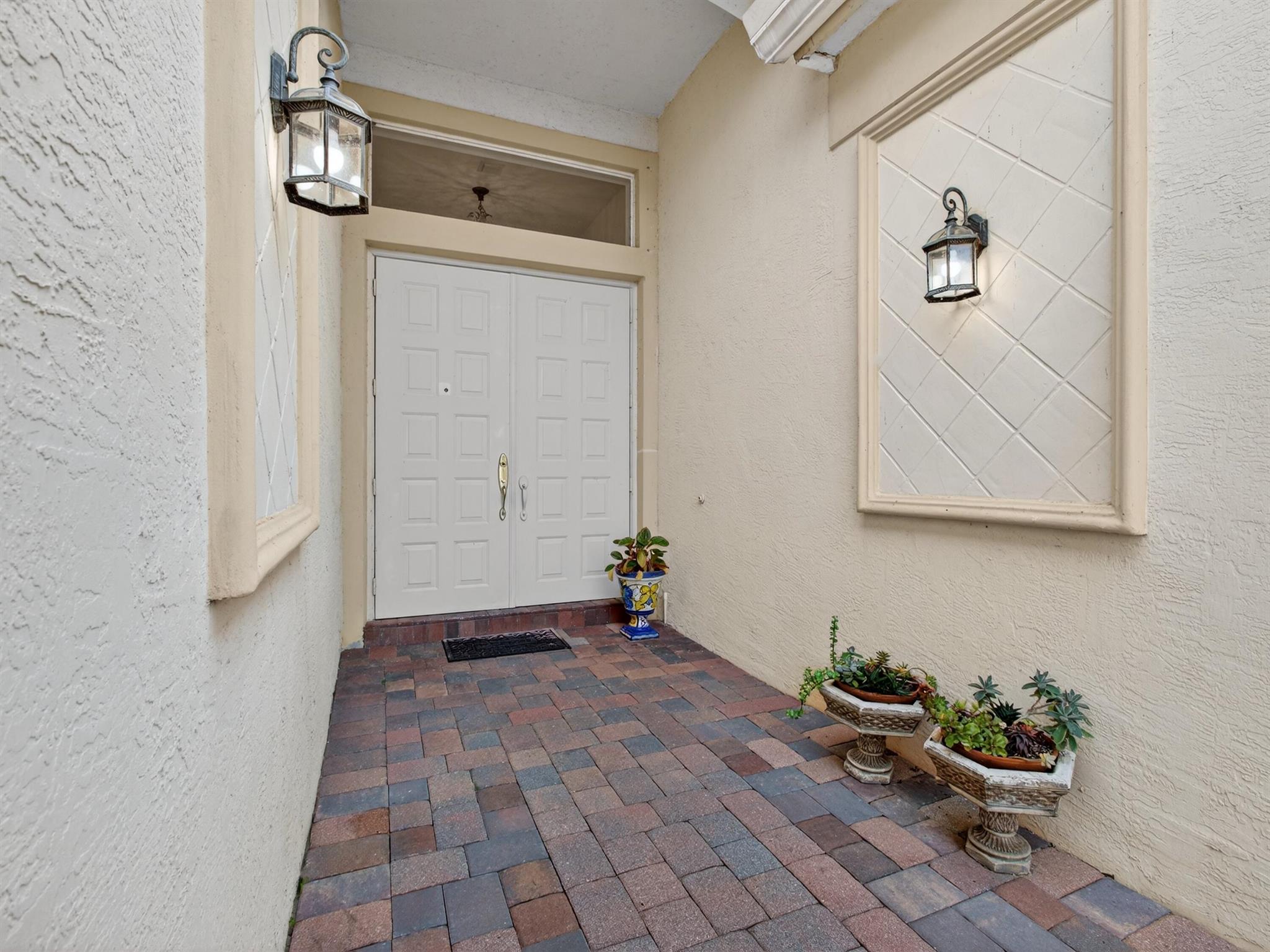 ANDROS ISLE PAR D-2 - Residential Lease